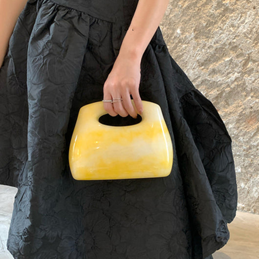 Bolso Retro Acrilico con Textura Ondulada - Elegancia Vintage - Image 10