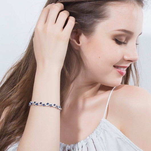 Pulsera de Oro Blanco con Diamantes Brillantes - Image 4