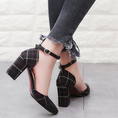 Zapatos de Tacón Grueso Alto con Hebilla - Diseño Combinado de Colores - Image 3