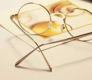 Gafas Retro Redondas de Metal con Filtro Luz Azul - Unisex - Image 4