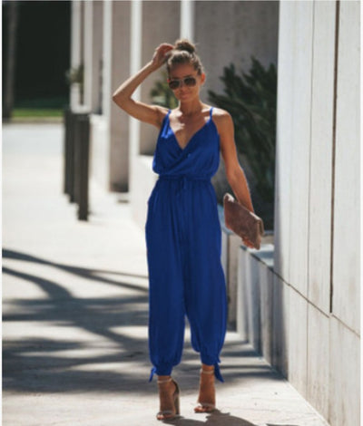 Jumpsuit Escotado con Bolsillos y Tirantes Ajustables - Diseño Sensual y Moderno - Image 12