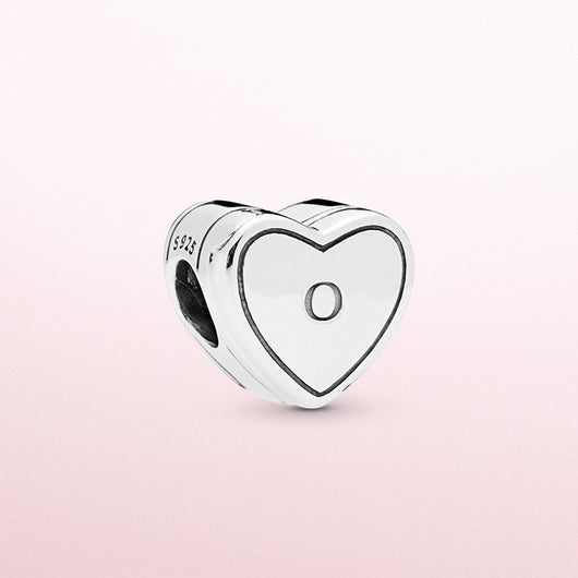 Caja de Anillo en Forma de Corazón Plateada con Detalles Beaded - Image 3