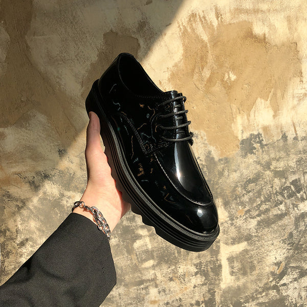 Zapatos Casuales Británicos de Cuero Brillante con Suela Gruesa