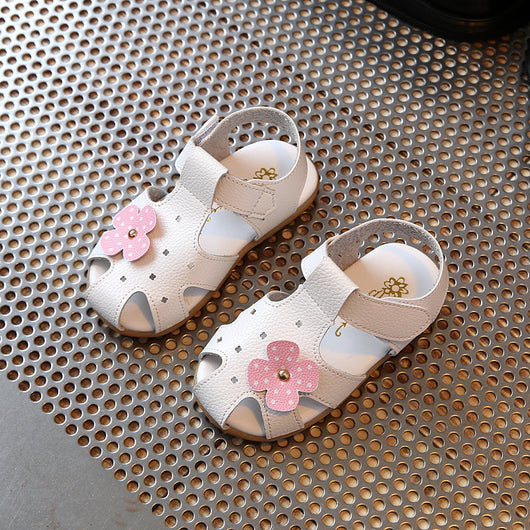 Sandalias Infantiles de Cuero Floral con Punta Abierta - Image 5