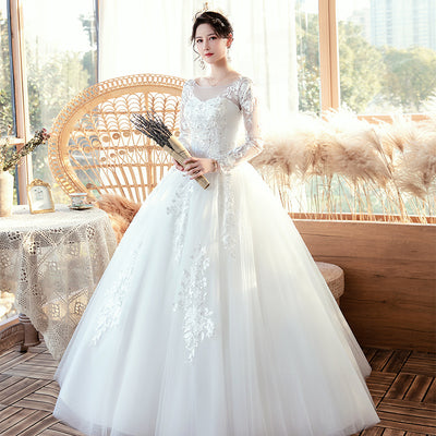 Vestido de Novia con Mangas Largas y Cola Elegante - Image 4