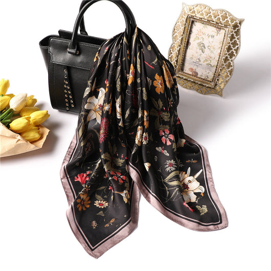 Pañuelo de Seda Estampado para Mujer Profesional - Image 10