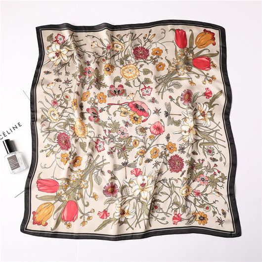 Pañuelo de Seda Estampado para Mujer Profesional - Image 5