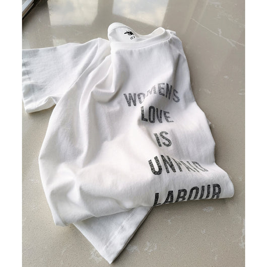 Camiseta Feminista: El Amor no es Trabajo Doméstico - Image 5