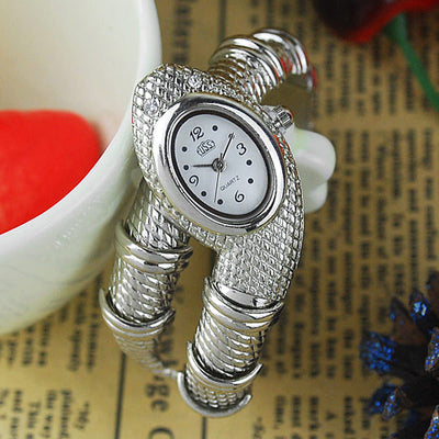 Reloj Pulsera Lujo Serpiente con Diamantes Personalizados - Image 10