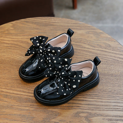 Zapatos de Charol con Moño Lunares - Image 3