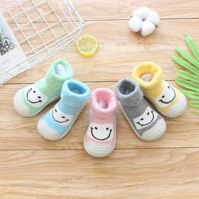 Calcetines Antideslizantes para Bebé y Niño Pequeño - Suela Gruesa y Suave - Image 11