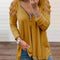 Blusa Fresca de Escote V con Cierre y Mangas Cortas