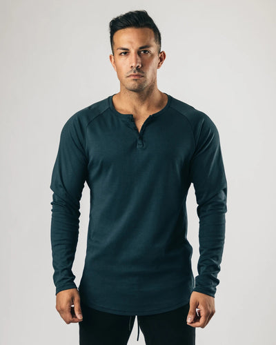 Playera Deportiva de Manga Larga con Botones - Image 12