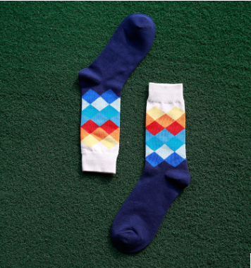 Calcetines Largos de Algodón para Hombre con Diseño de Diamantes Coloridos - Image 10