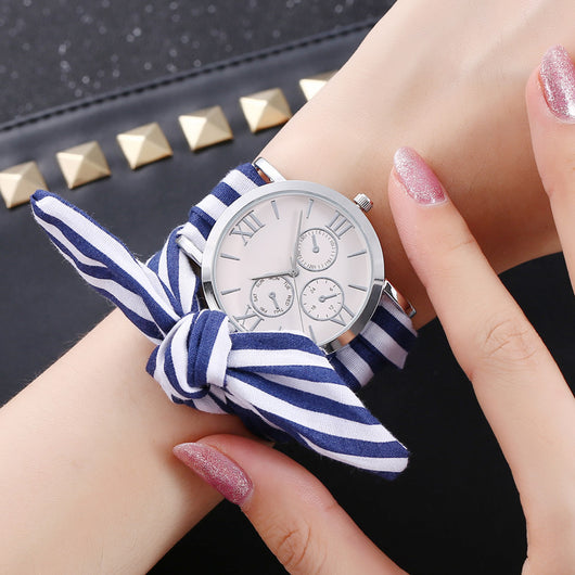 Reloj de Moda Coreana para Mujer con Detalles Decorativos - Image 9