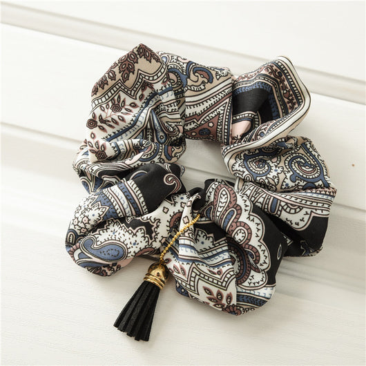 Aro para Cabello Bohemio Étnico Retro con Colgante de Borla y Banda Elástica - Image 8