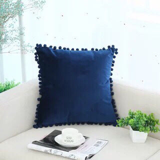 Almohada de Terciopelo con Bolas Decorativas para Sofá - Image 36