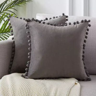 Almohada de Terciopelo con Bolas Decorativas para Sofá - Image 16