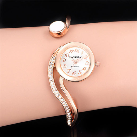 Reloj Pulsera Dama Esfera Pequeña con Diamantes
