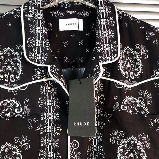 Camisa Estampada de Manga Larga con Botones - Diseño Floral Cashew - Image 4