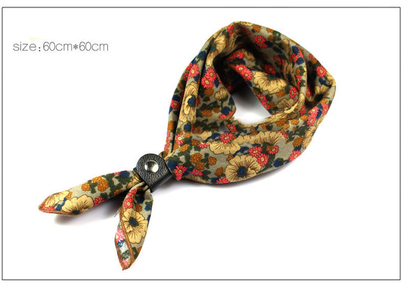 Pañuelo Cuadrado Grande Retro Unisex