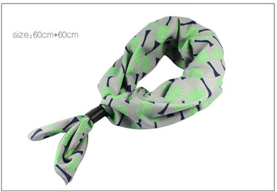 Pañuelo Cuadrado Grande Retro Unisex - Image 3