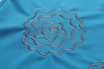 Conjunto de Falda y Chaleco Bordado con Blusa de Encaje - Image 36