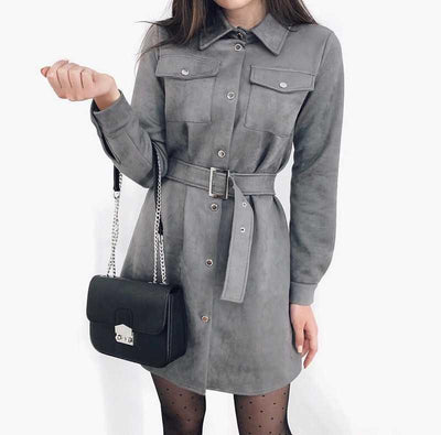Vestido Ejecutivo de Ante con Solapa y Botones Frontales - Image 3