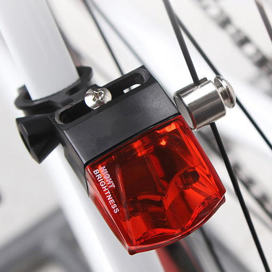 Luz Trasera de Bicicleta Recargable por Energía Solar - Advertencia de Seguridad para Ciclismo - Image 8