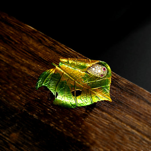 Broche de Hoja Esmaltado Estilo Minimalista Japonés para Mujer - Image 3