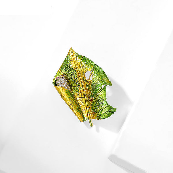 Broche de Hoja Esmaltado Estilo Minimalista Japonés para Mujer