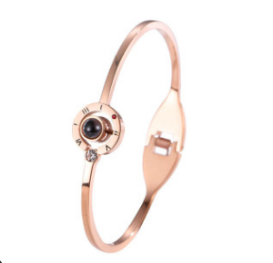 Pulsera Trébol de Cuatro Hojas Oro Rosa 18K - Diseño Japonés y Coreano - Image 9