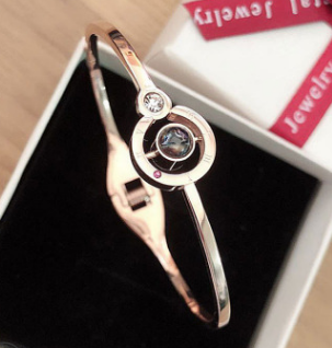 Pulsera Trébol de Cuatro Hojas Oro Rosa 18K - Diseño Japonés y Coreano - Image 4