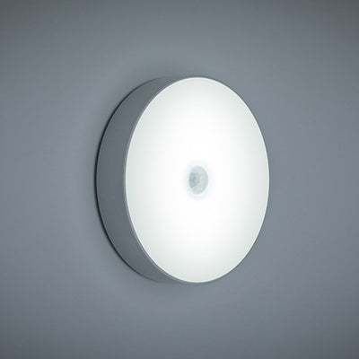 Luz Nocturna LED con Sensor de Movimiento y Carga USB - Image 11
