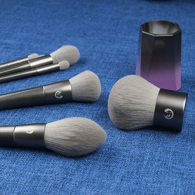 Set de Brochas de Maquillaje con Polvo Suelto, Rubor Brillante y Difuminador - Image 10