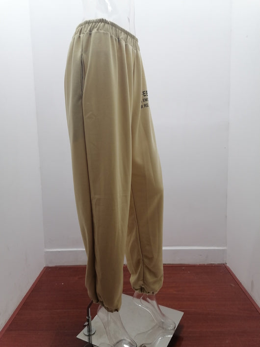 Pantalones de Buzo Cómodos con Cintura Elástica y Estampado de Letras - Image 8