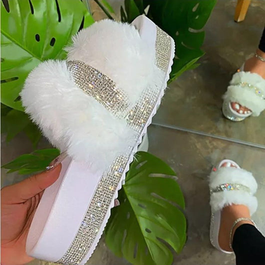 Pantuflas Peludas con Suela Gruesa y Brillantes para Mujer Talla Grande - Image 10