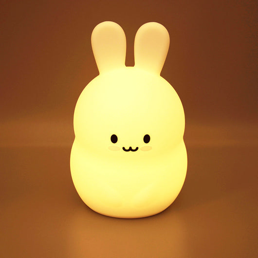 Luz Nocturna Pingüino Recargable de Silicona USB - Image 4
