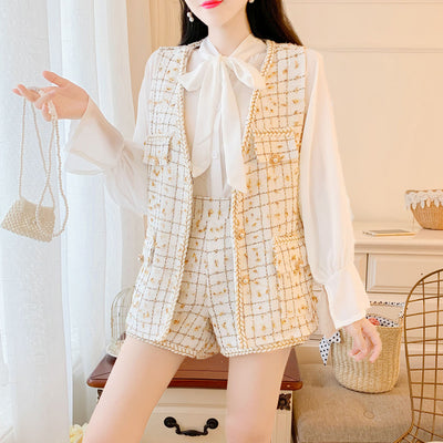 Conjunto de Tres Piezas: Blusa Chifón Aroma Delicado con Shorts - Image 7