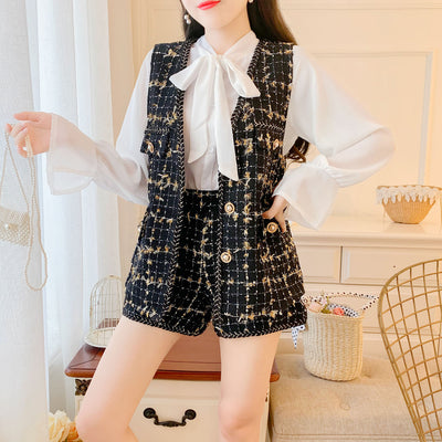 Conjunto de Tres Piezas: Blusa Chifón Aroma Delicado con Shorts - Image 9