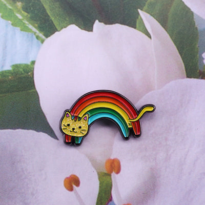 Pin Broche Gato Arcoíris con Brillo - Joya Creativa para Solapa - Image 3