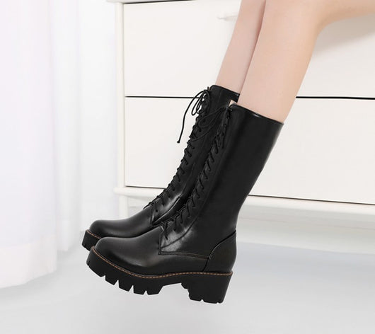 Botas Martin Vintage con Encaje Cruzado - Caña Media Estilo Gótico - Image 11
