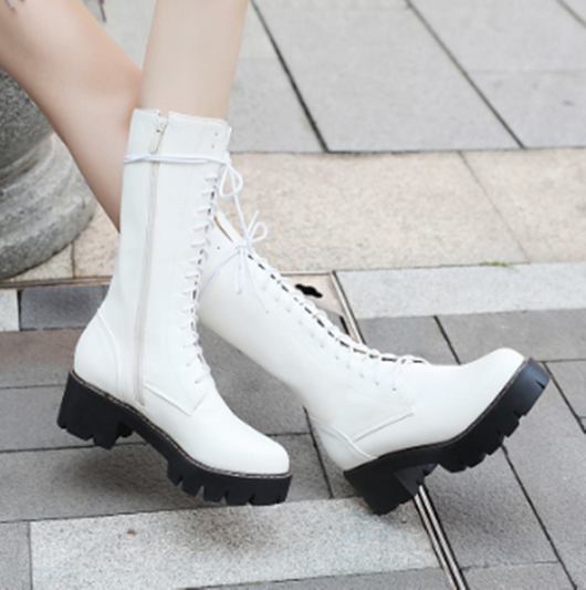 Botas Martin Vintage con Encaje Cruzado - Caña Media Estilo Gótico - Image 4
