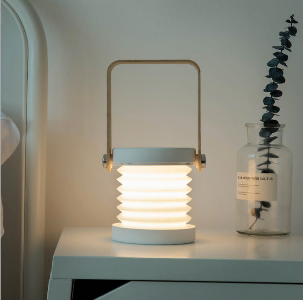 Luz Nocturna USB con Carga Inteligente y Diseño Minimalista