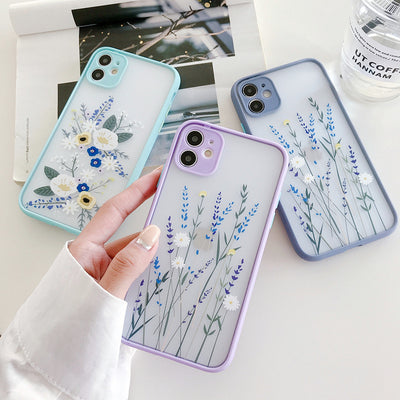 Funda para iPhone 12 Pro Max con Diseño Floral - Protección Amigable con la Piel - Image 6