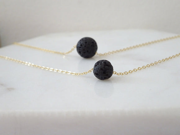 Collar Doble de Lava Negra - Energía y Estilo Natural
