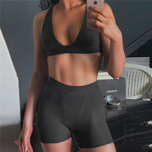 Conjunto Deportivo Yoga Dos Piezas: Chaleco Escote V y Pantalón Capri - Image 4
