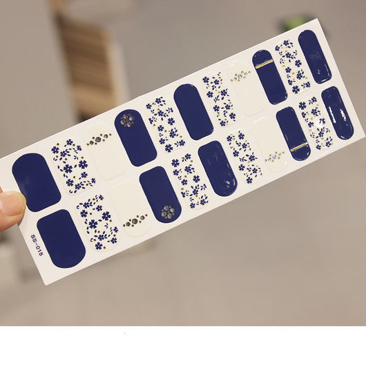 Calcomanías de Uñas Navideñas Impermeables con Letras Coloridas - Image 17