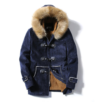 Abrigo de Cuero Gamuza para Hombre con Cuello Texturizado y Hebilla Decorativa - Image 5