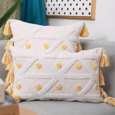 Funda de Almohada Geométrica Bordada a Mano con Borlas
